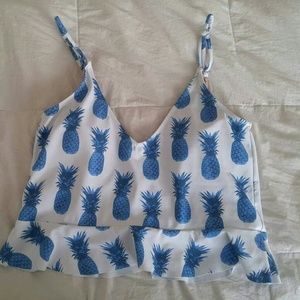 Kortni Jeane scoop top